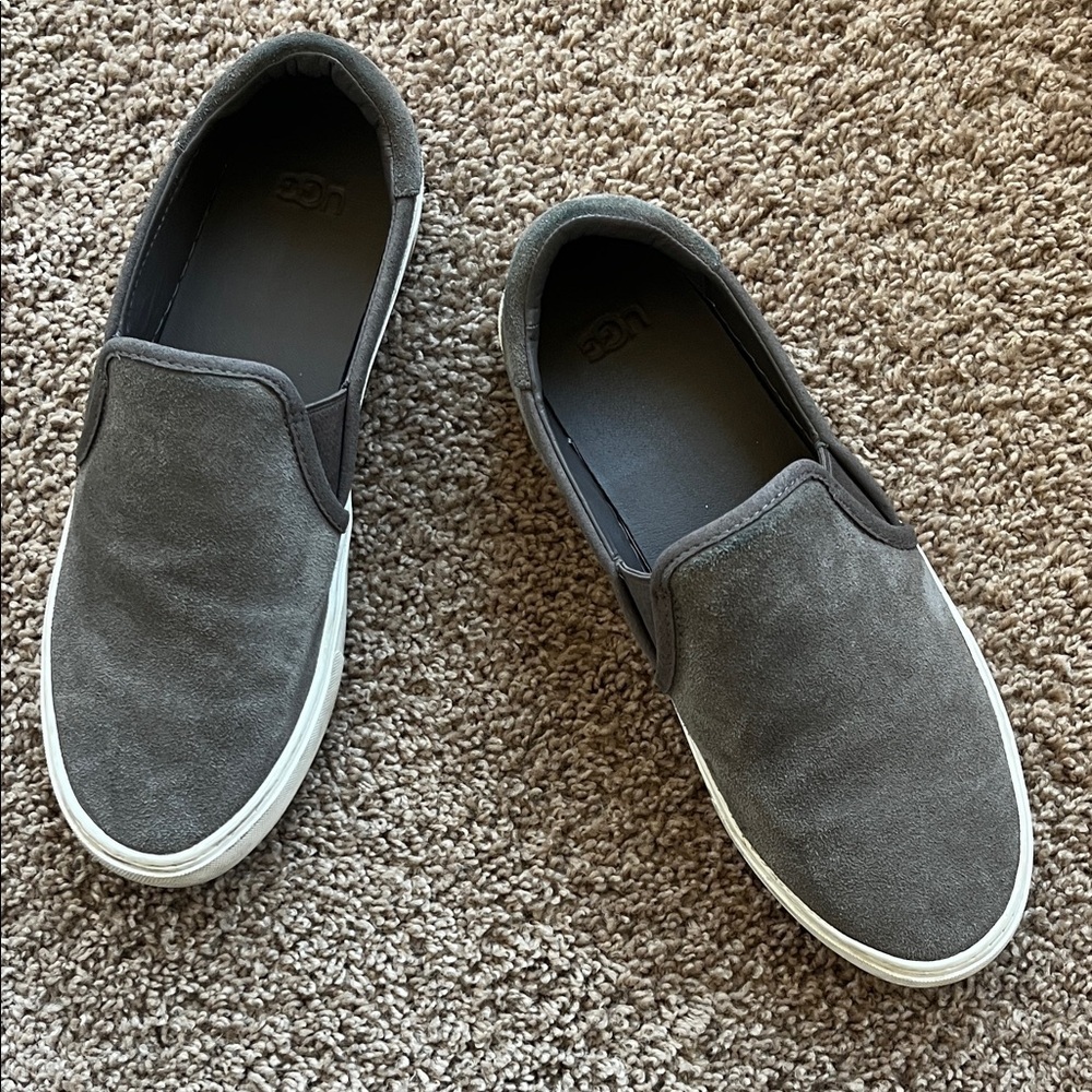 UGG Men’s Gray Slip-On Shoes -Size 9.5